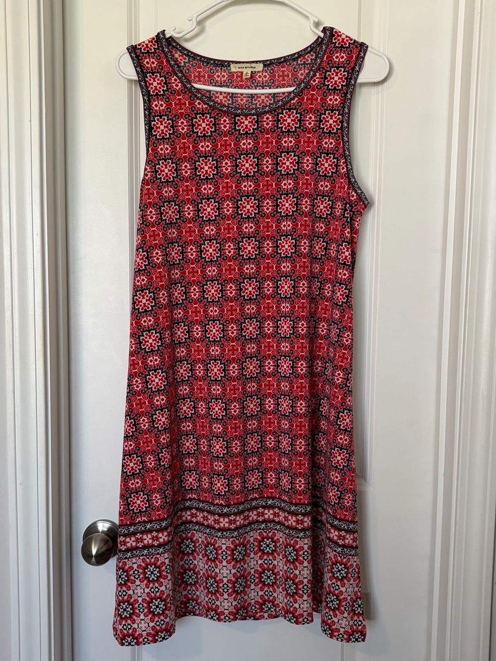 Sleeveless Red Patterned Women’s Dressi
Size S
